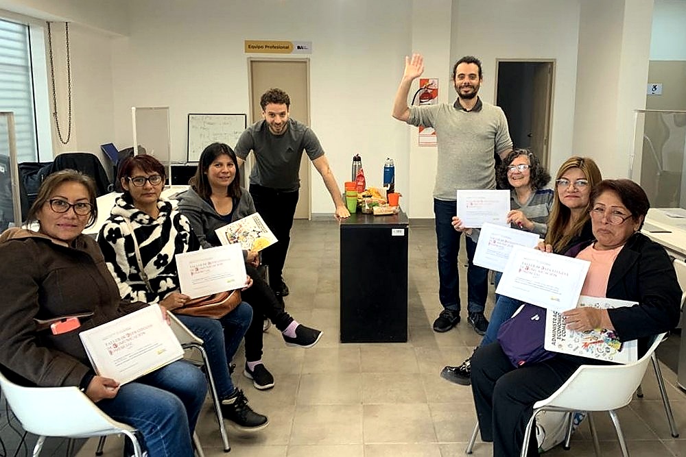 Participantes del taller de Alfabetización Digital.